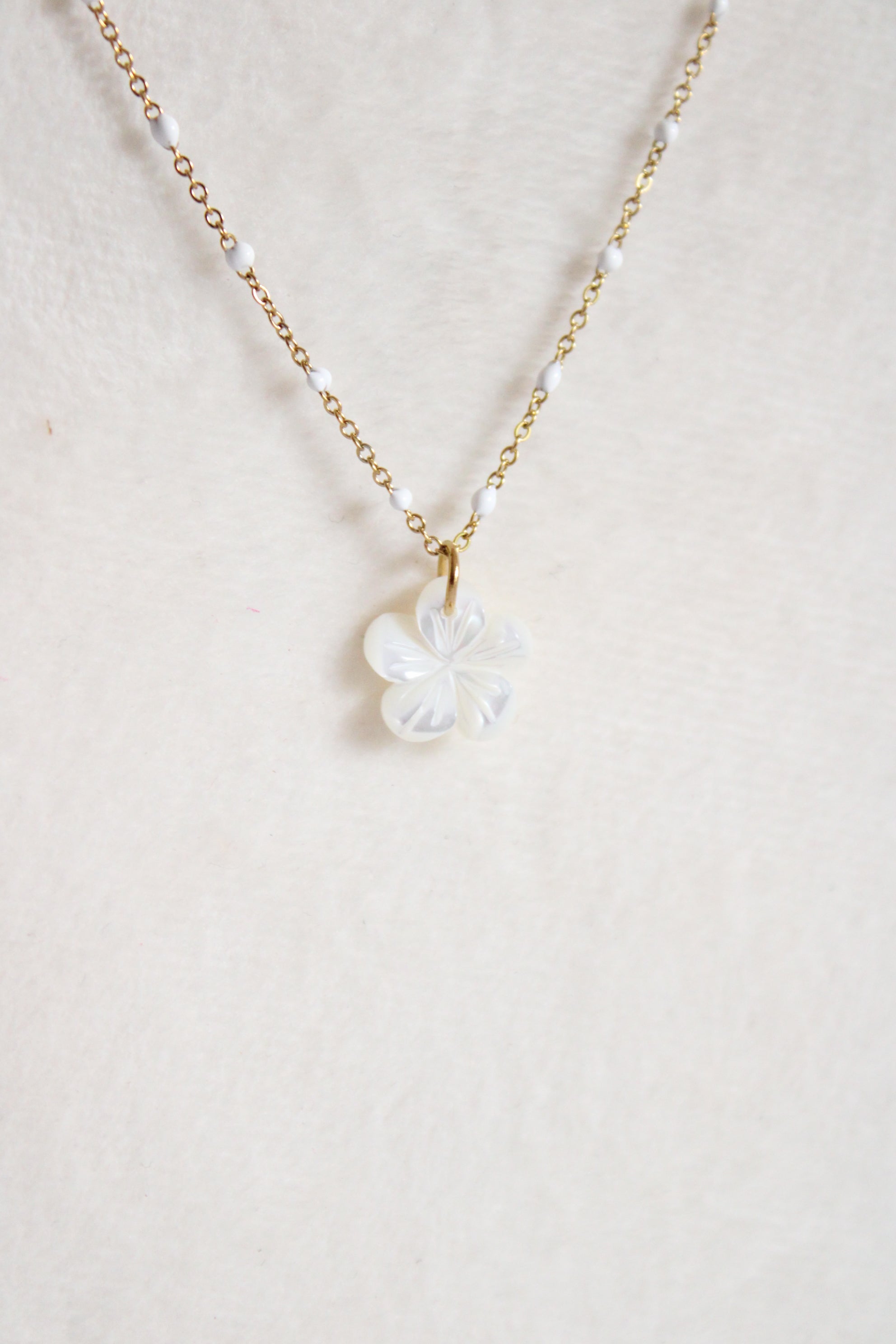 Collier mini camillia